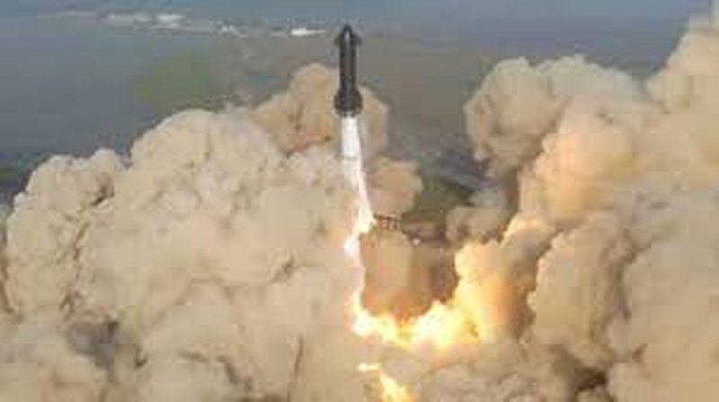 Space x rocket on take off